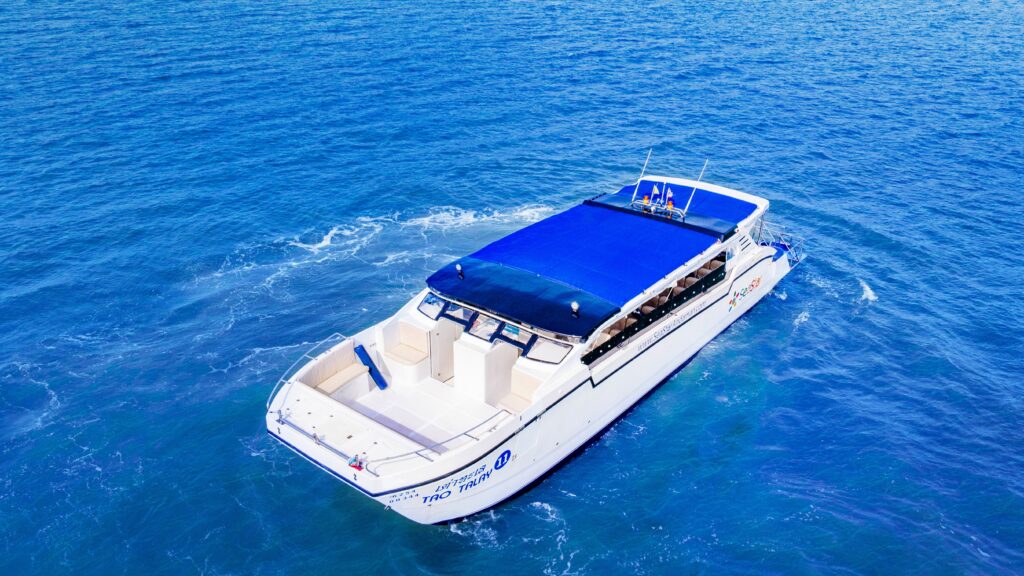 Phuket Private Boat Charter by 109 Thailand Travel